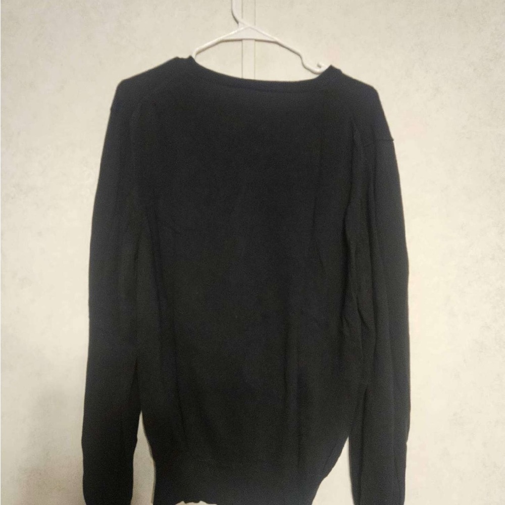 Polo by Ralph Lauren Men's V-Neck Sweater in Black - Picture 4 of 4